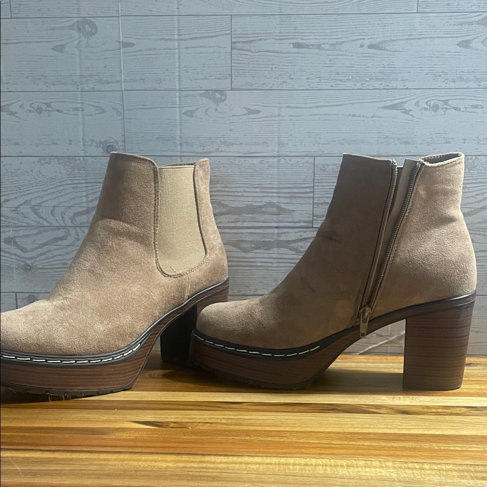 Pierre Dumas Brown Ankle Booties